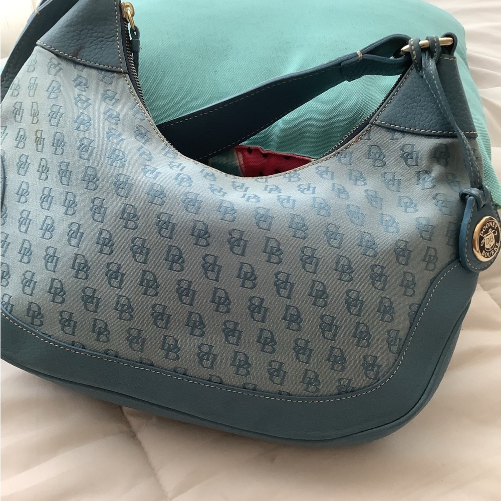 🌾 Dooney Bourke Handbag